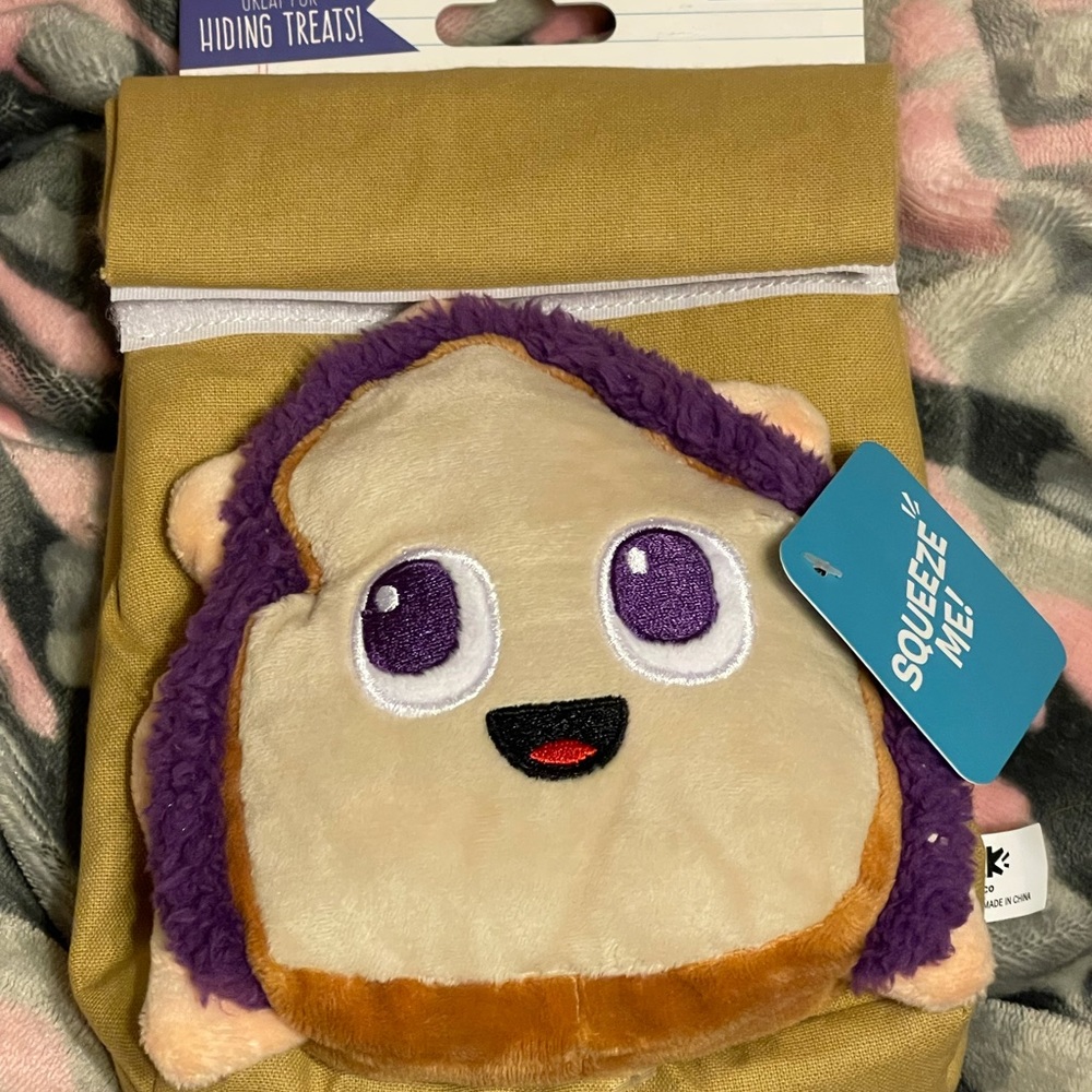 BARK Box Bark to School / New